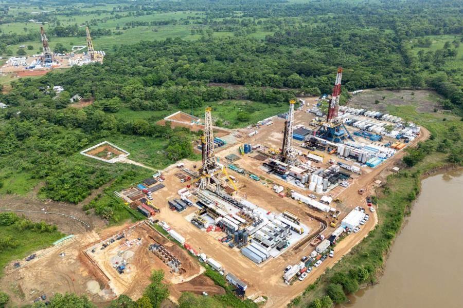 Cae 9.8% producción de Pemex en noviembre