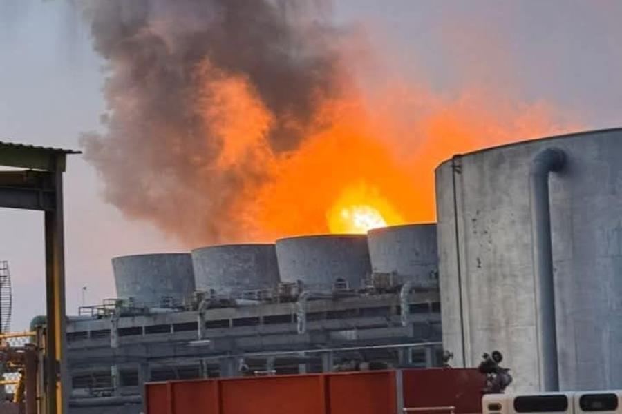 Reportan explosión en complejo de Pemex en Coatzacoalcos