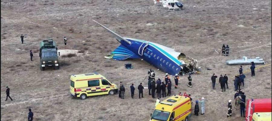 Suspenden aerolíneas de Azerbaiyán vuelos a más ciudades rusas tras accidente