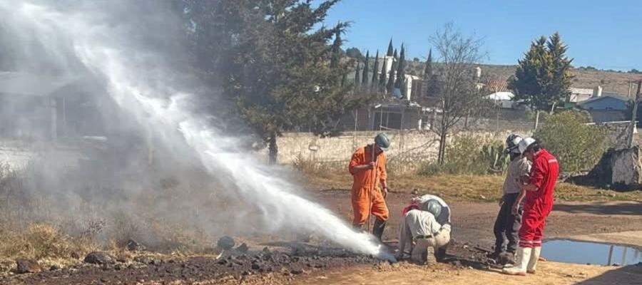 Reportan fuga de hidrocarburo en un ducto de Pemex en el municipio de Cuautepec de Hinojosa, Hidalgo