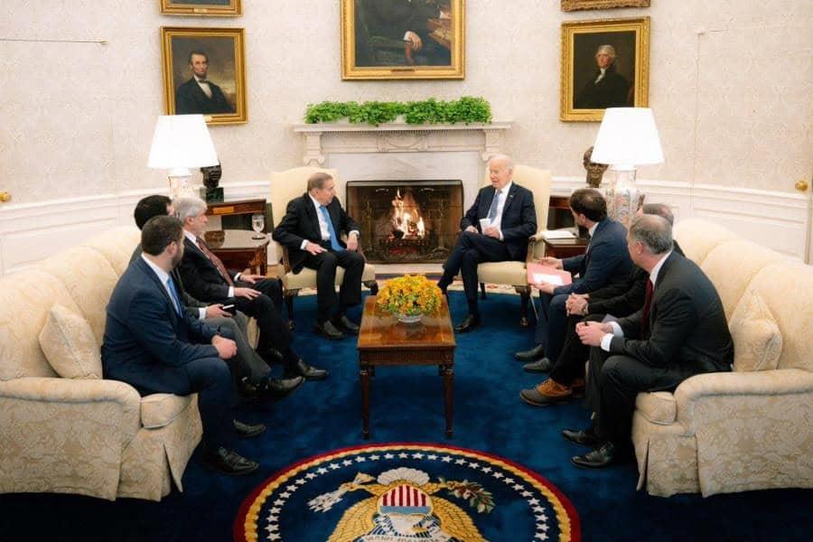 Biden recibe en la Casa Blanca a Edmundo González como presidente electo de Venezuela