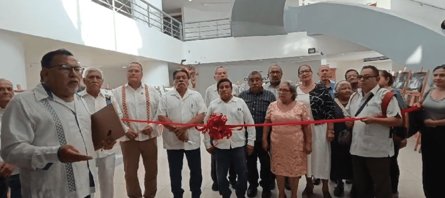 Conmemoran 30 años del “desalojo de Plaza de Armas”, con exposición fotográfica y concurso de oratoria