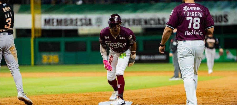 Tomateros de Culiacán pegan primero y vencen a Charros de Jalisco en 1er juego de la Serie Final de la LMP