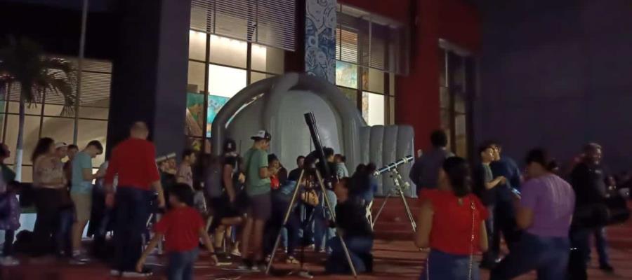 Inauguran las Noches Astronómicas en el Planetario Tabasco 2000