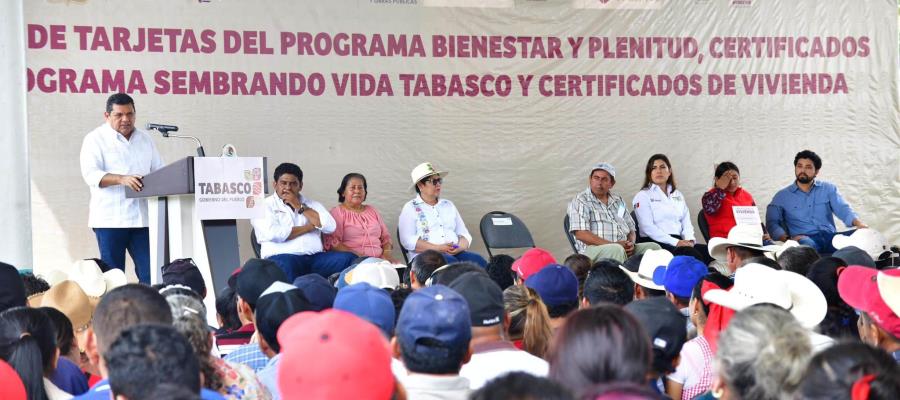 Se compromete gobierno a realizar obras de rehabilitación de caminos y puentes en Balancán