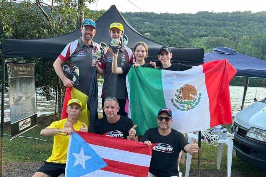 Tabasqueña Andrea García sorprende en Campeonato Internacional de lanchas V300