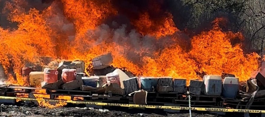 Destruye FGR más de 4 toneladas de drogas en Sinaloa