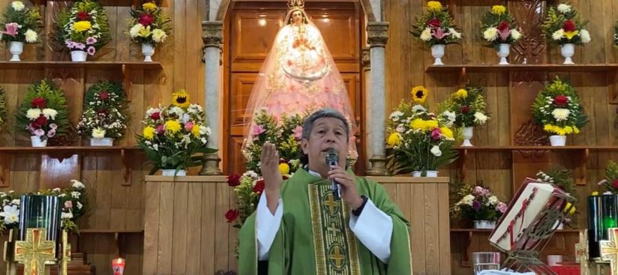 A poner los nuevos proyectos, la salud y la vida en las manos de Dios: Padre Tiktokero