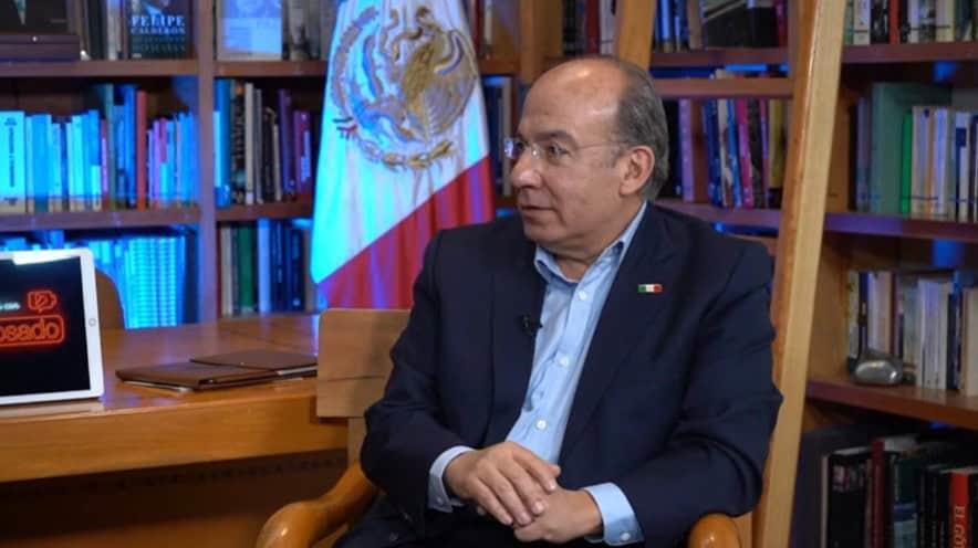 Cuando se es presidente sólo hay dos opciones, combatir al crimen organizado o tolerarlo: Felipe Calderón