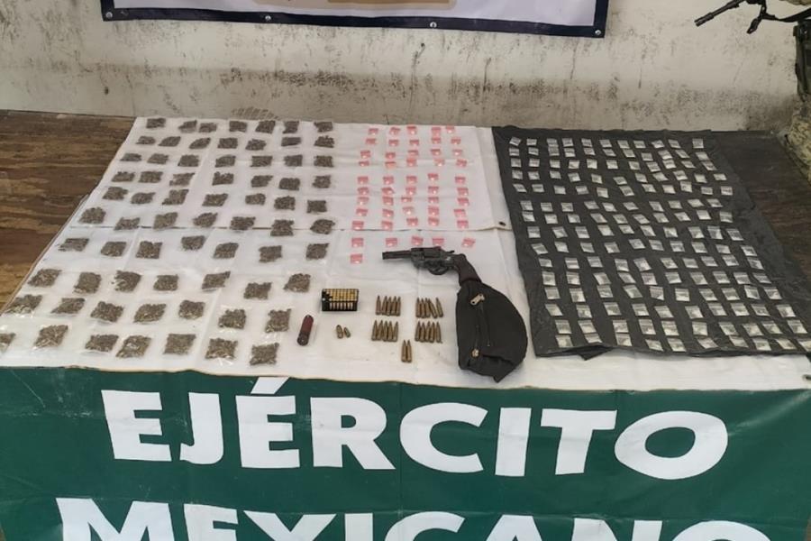 Armas y drogas, son aseguradas en Comalcalco