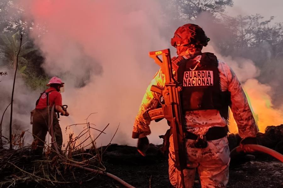 Se registra incendio de pastizal en la vía Macuspana Se registra incendio de pastizal en la vía Macuspana