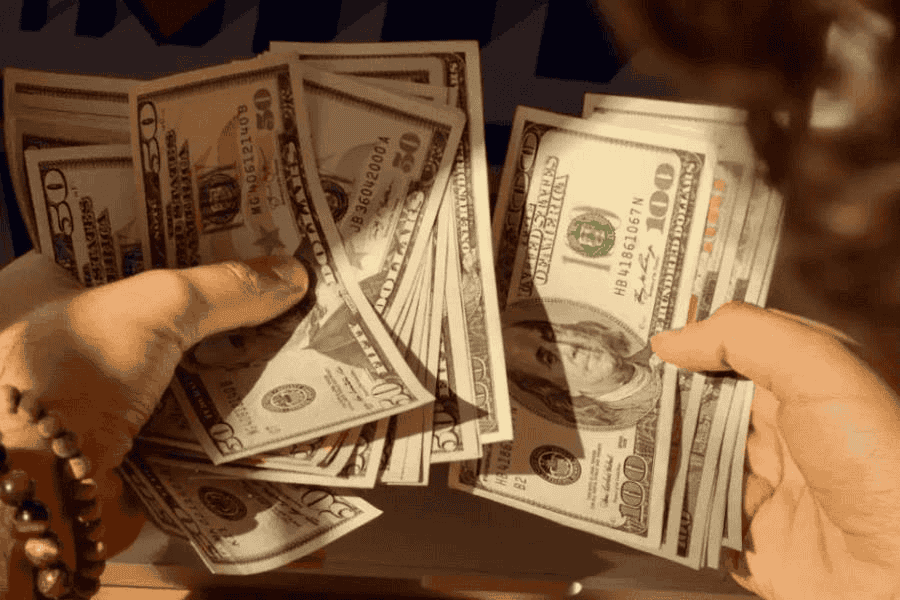 Schmitt responde con subir a 20% las remesas luego que Noroña se riera del aumento