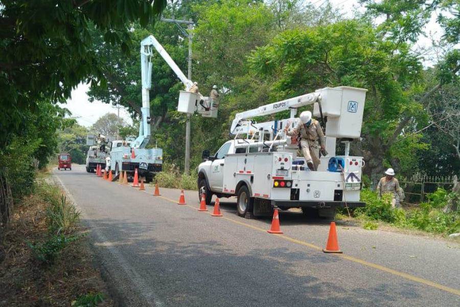 CFE no había dado mantenimiento a la red eléctrica de Tabasco: May