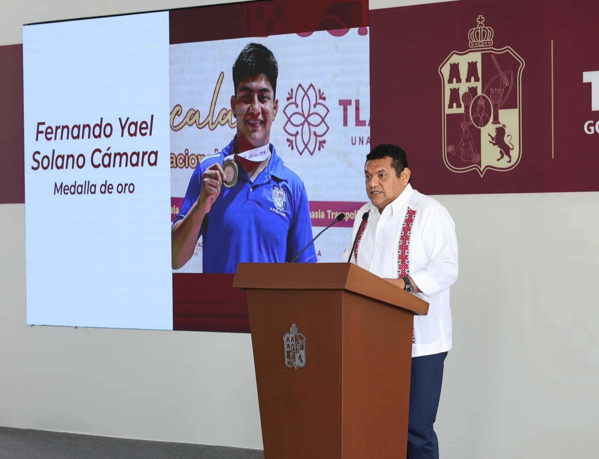 Celebra gobernador medallas obtenidas por tabasqueños en Olimpiadas Nacionales
