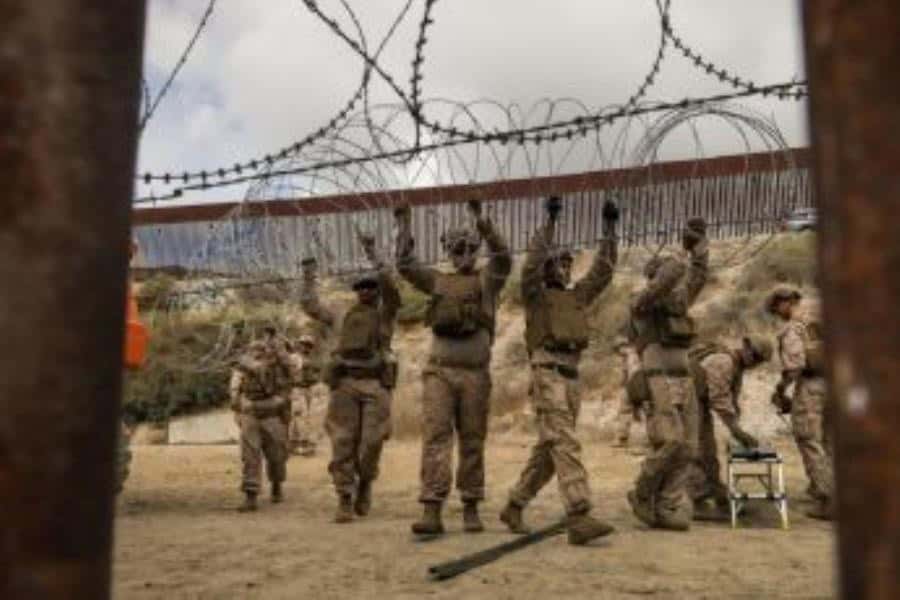 Soldados de EE. UU. realizan primeras detenciones de migrantes en zona militarizada en la frontera con México Soldados de EE. UU. realizan primeras detenciones de migrantes en zona militarizada en la frontera con México