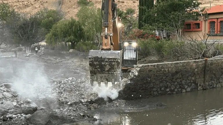 “Se hizo justicia” tras concluir demolición de presas ilegales en rancho de César Duarte, Conagua