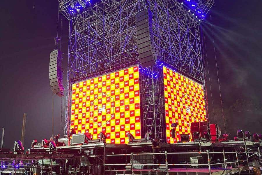 ¡Y puro Grupo Firme!