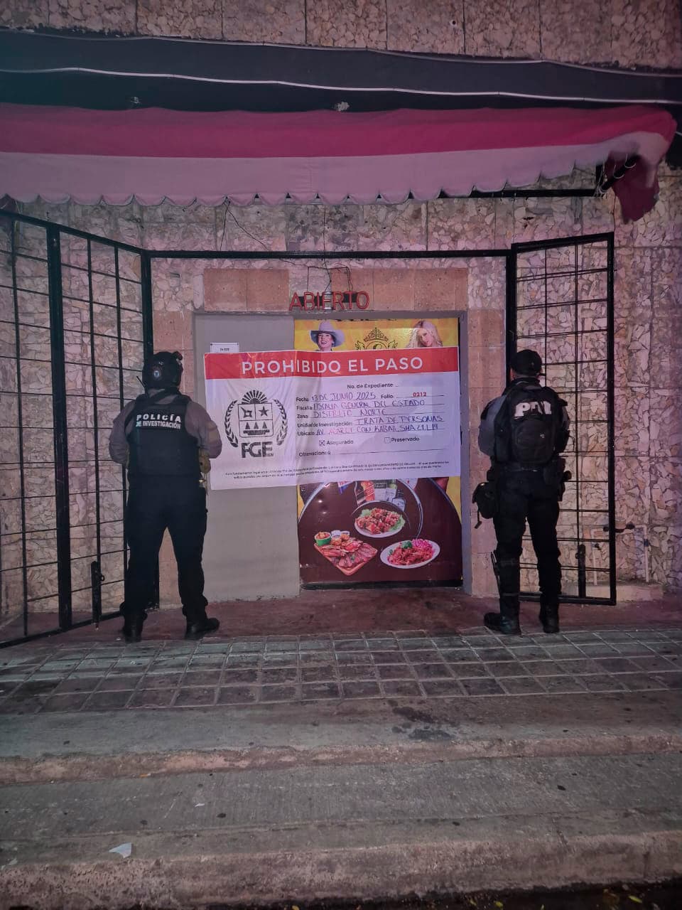 Rescatan a 12 mujeres en Cancún; eran explotadas sexualmente en un bar