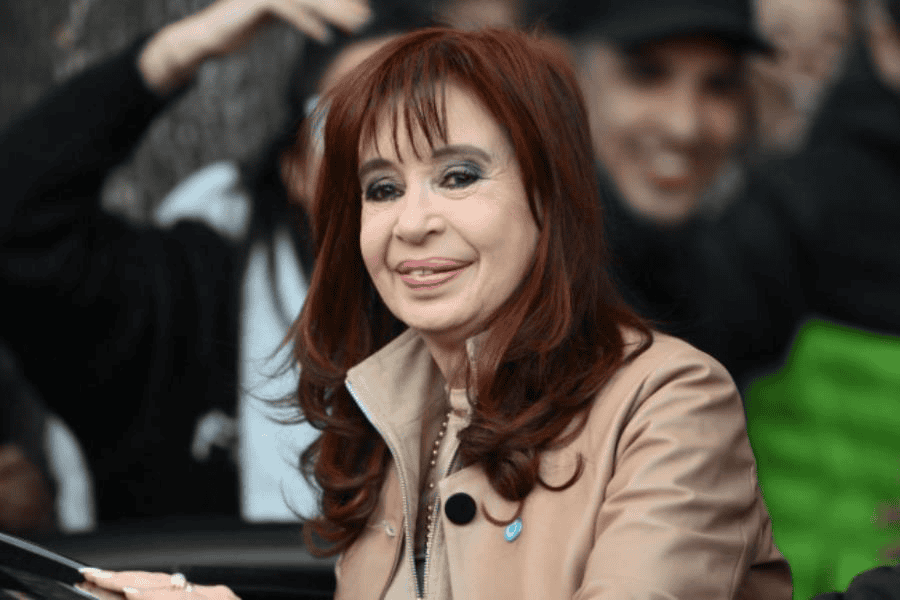 Conceden prisión domiciliaria a Cristina Fernández para cumplir su sentencia de 6 años por corrupción