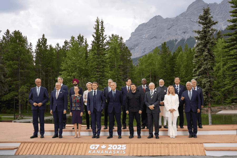 Acuerdan Sheinbaum y Modi fortalecer inversión científica y tecnológica tras reunión en el G7