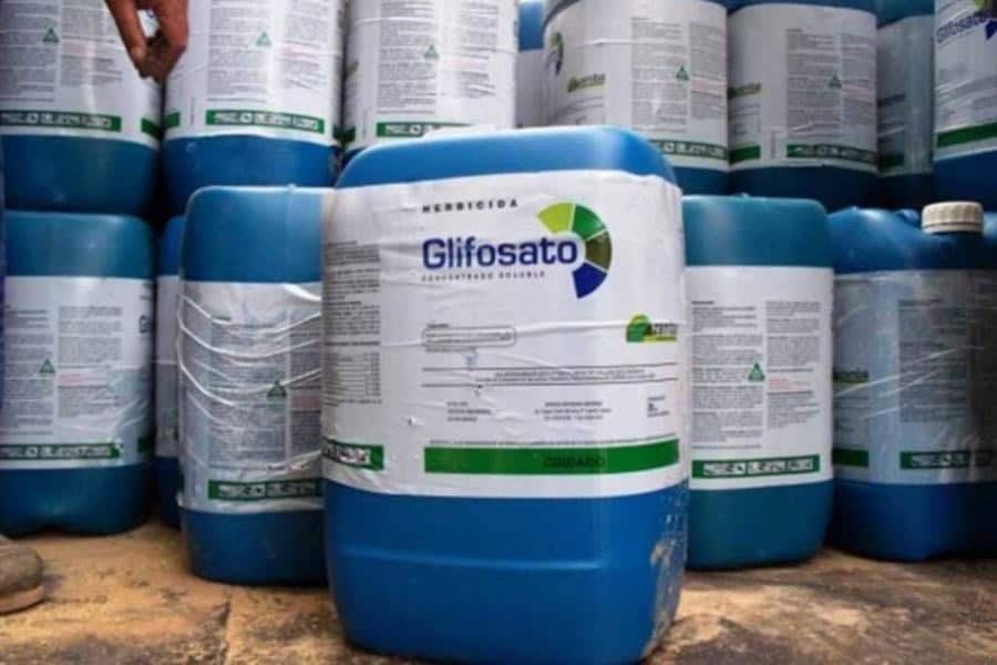 El glifosato, entre la lista de productos que prohibirá la Cofepris en México