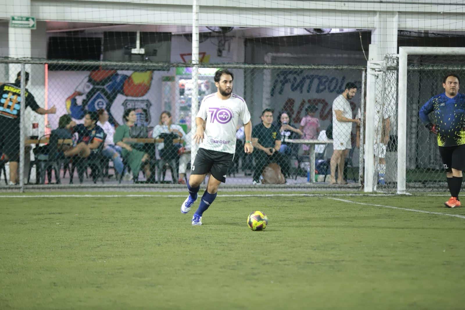 Buitres de la VT vence 7-6 a Shishero FC y consigue su primera victoria del torneo
