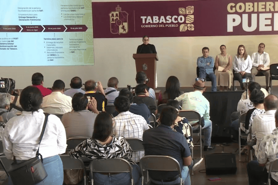 Oficial Mayor Vania de Alba, es la encargada del proceso de extinción del ITAIP y la SESEA