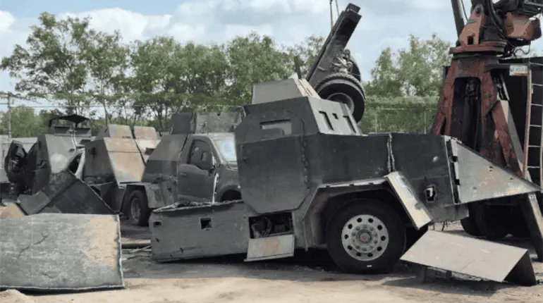 Destruyen en Tamaulipas 15 vehículos “monstruos” de blindaje artesanal