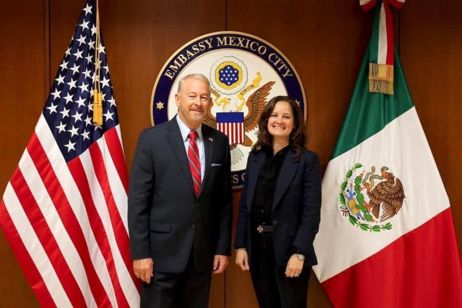 Ron Johnson reconoce al Departamento del Tesoro de EE. UU. por desmantelar a cárteles narcoterroristas Ron Johnson reconoce al Departamento del Tesoro de EE. UU. por desmantelar a cárteles narcoterroristas