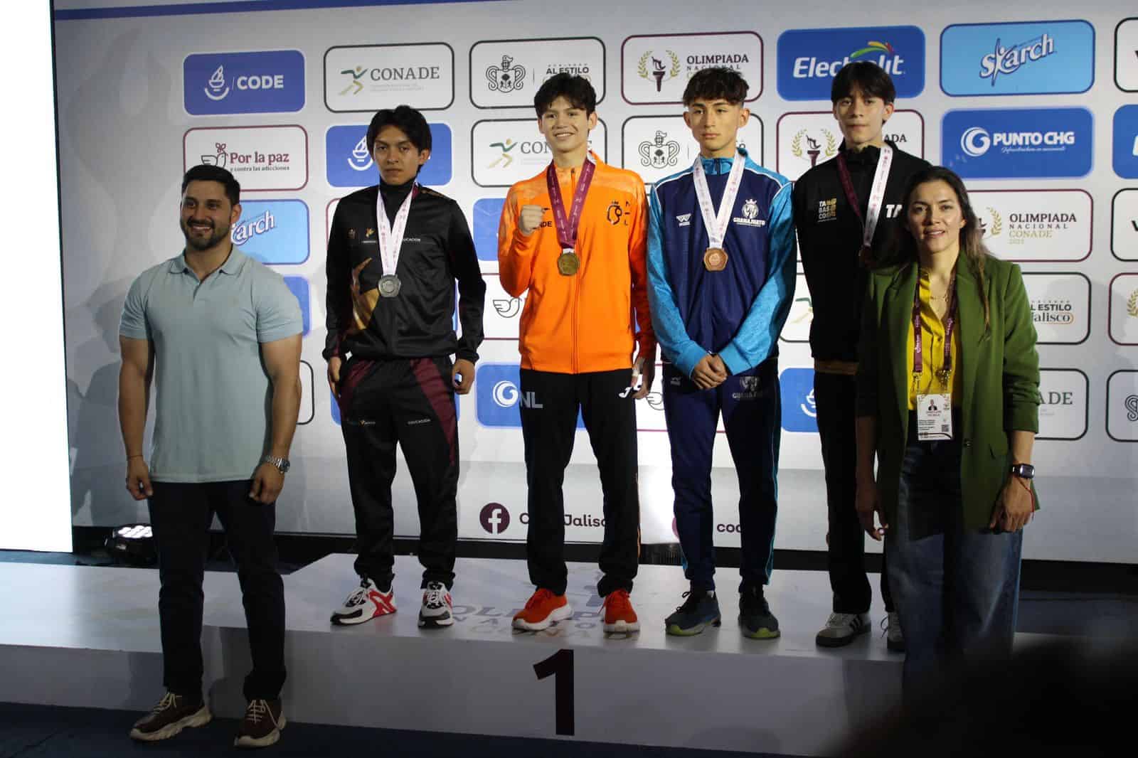 Dos bronces más para la delegación tabasqueña en taekwondo durante la Olimpiada Nacional