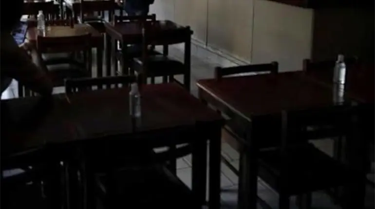Pegan apagones a restaurantes; las pérdidas de hasta 50 mil pesos por día