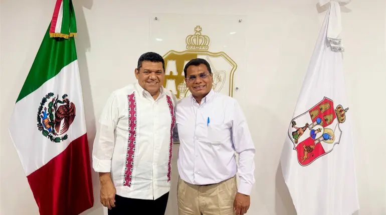 Jesús Selván y Javier May dialogan sobre avances y retos de Tabasco