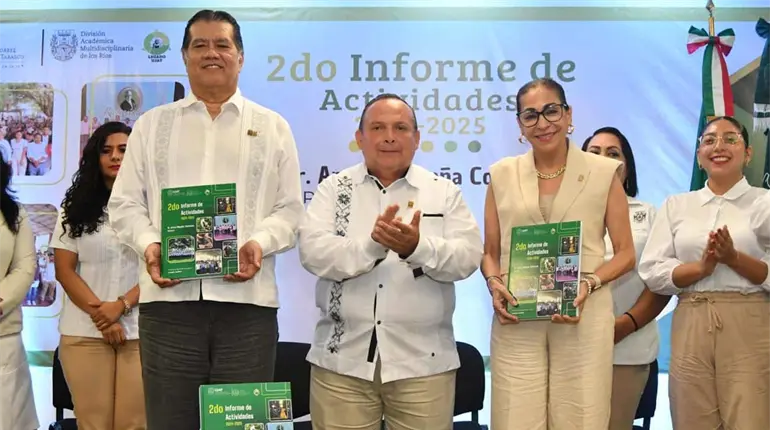 “De nada sirve egresar desempleados”: Rector de la UJAT