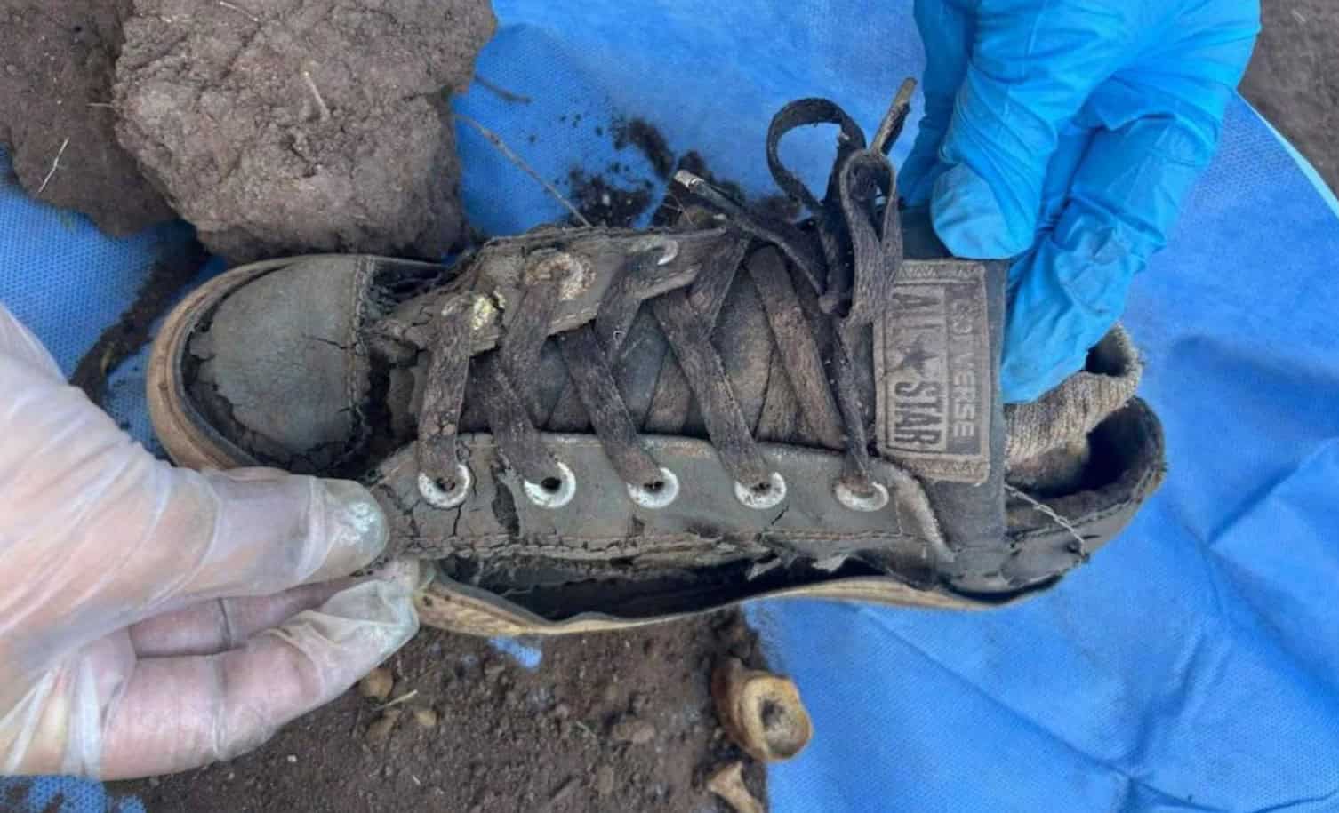 Guerreras Buscadoras hallan 15 cuerpos en fosas clandestinas en Cajeme, Sonora