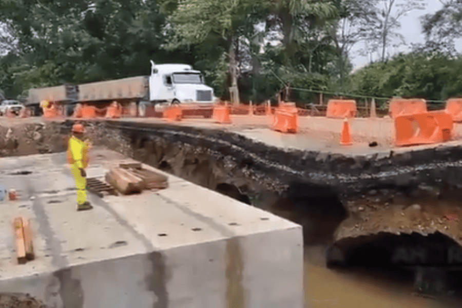 Obras de la 4T apenas aguantan entrega: Beaurregard sobre deslave en la Villahermosa-Teapa