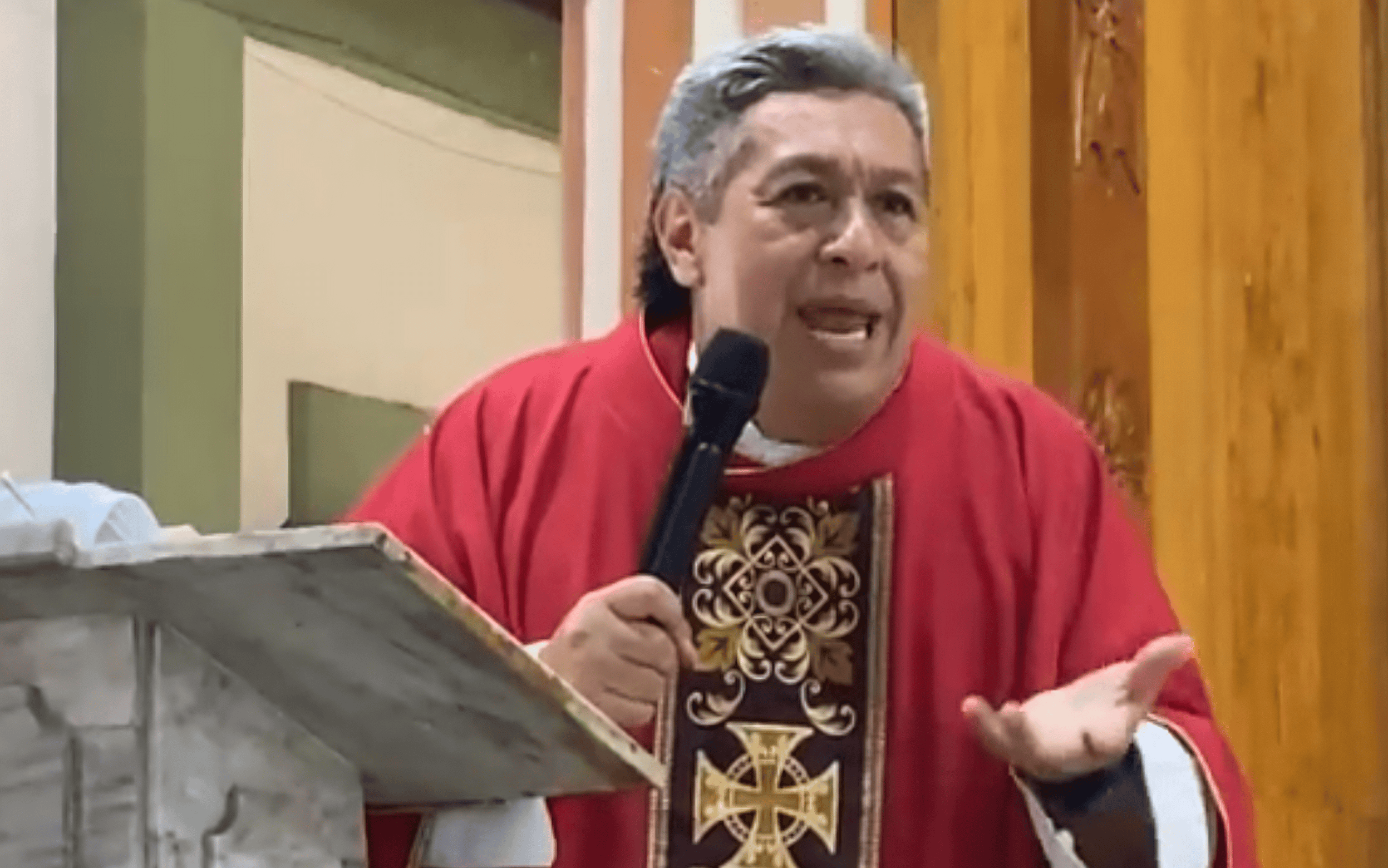 Pese a que hay 50 mil denominaciones cristianas, sólo es una la Iglesia verdadera: Padre tiktokero