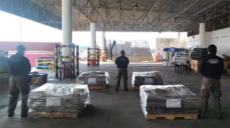 Semar asegura casi 3 toneladas de marihuana en Baja California Sur