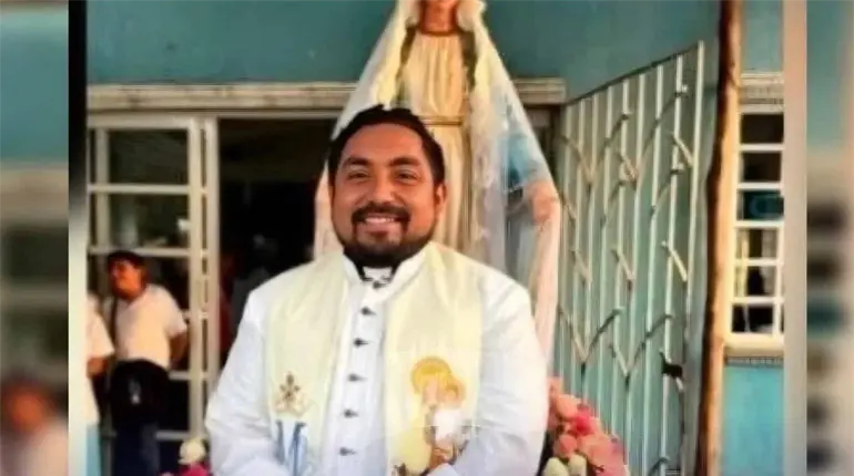Padre Héctor sigue recuperándose: Obispo de Tabasco