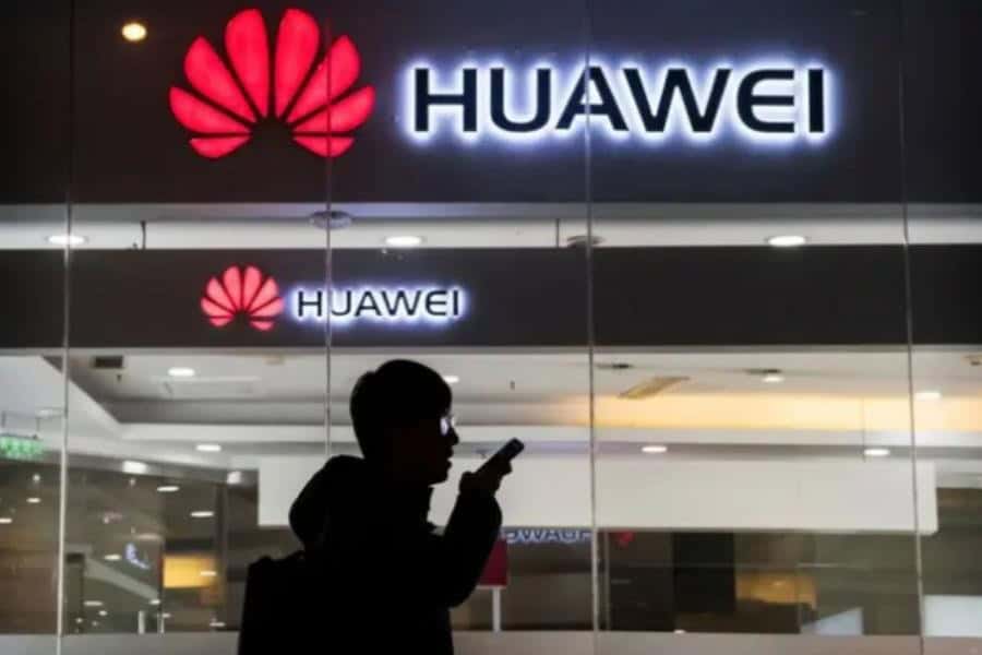 Huawei enfrentara cargos por robo de tecnología y crimen organizado, determina jueza de EE.UU.