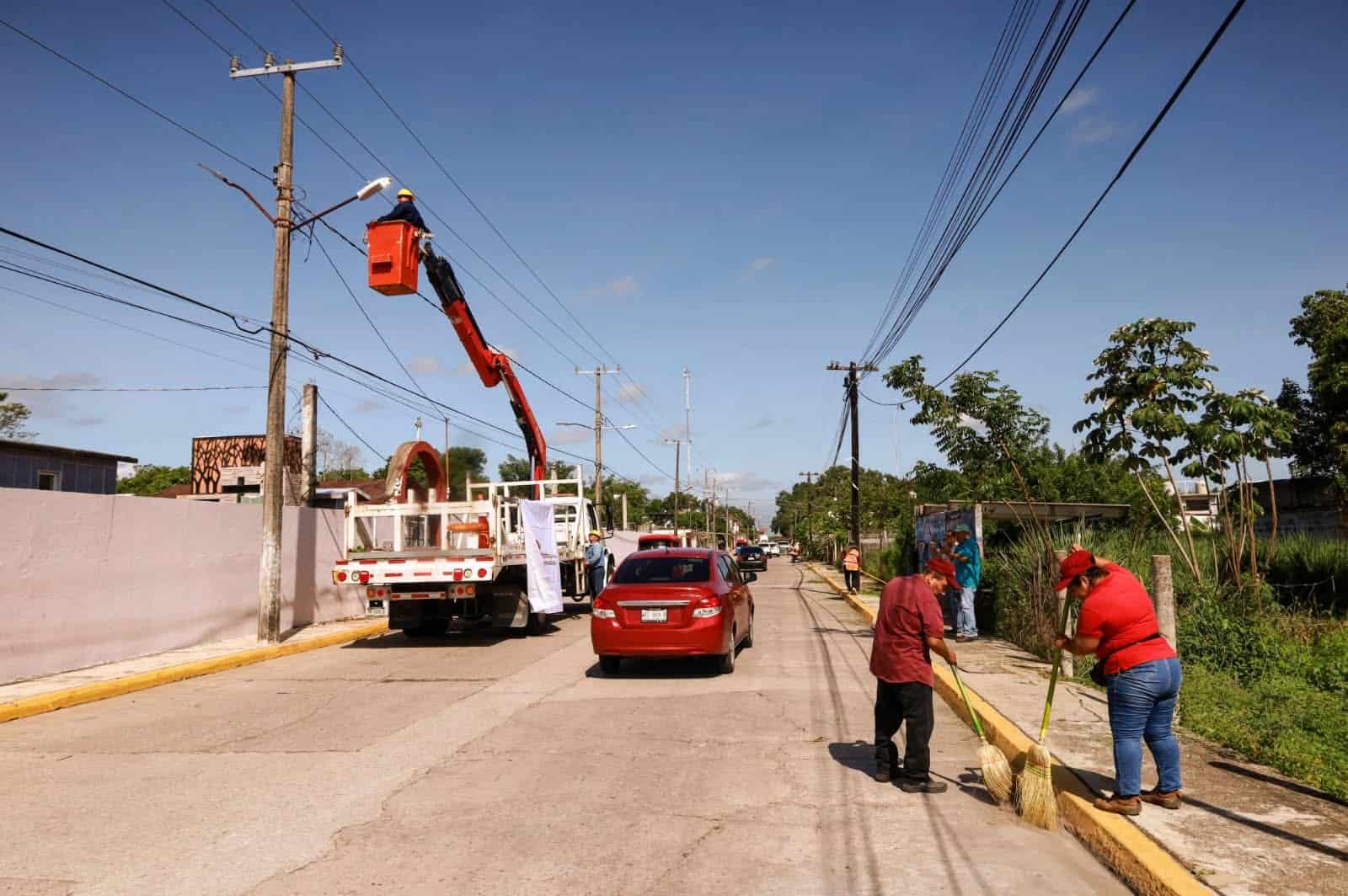 Osuna da banderazo al programa Brigadas para tu Comunidad en Villa Macultepec