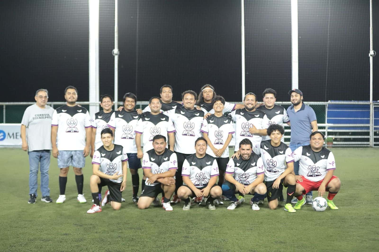 Buitres de la VT estrena piel con derrota frente a Cadáveres