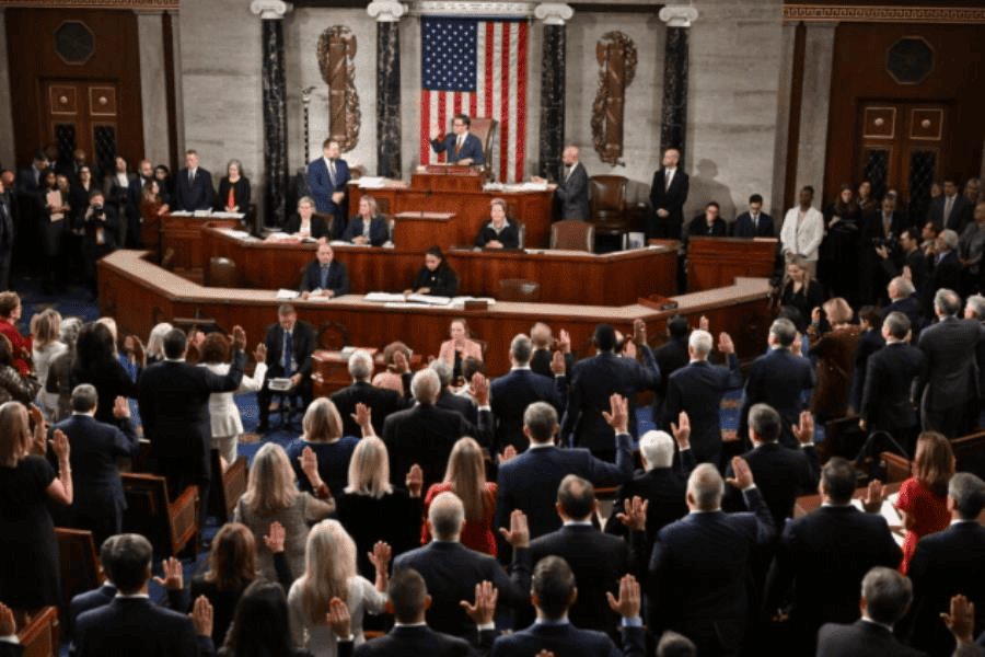 Aprueba Congreso de EE. UU. proyecto fiscal de Trump