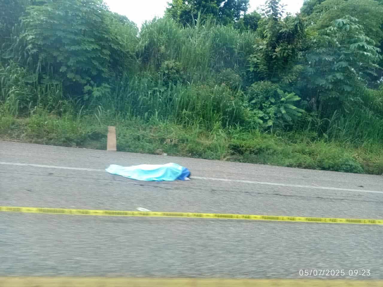 Muere motociclista atropellado en Estación Chontalpa