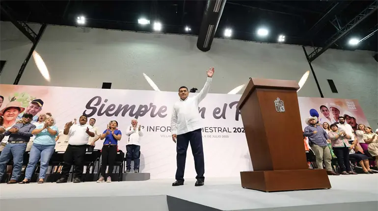 Transformación llegó para quedarse: May
