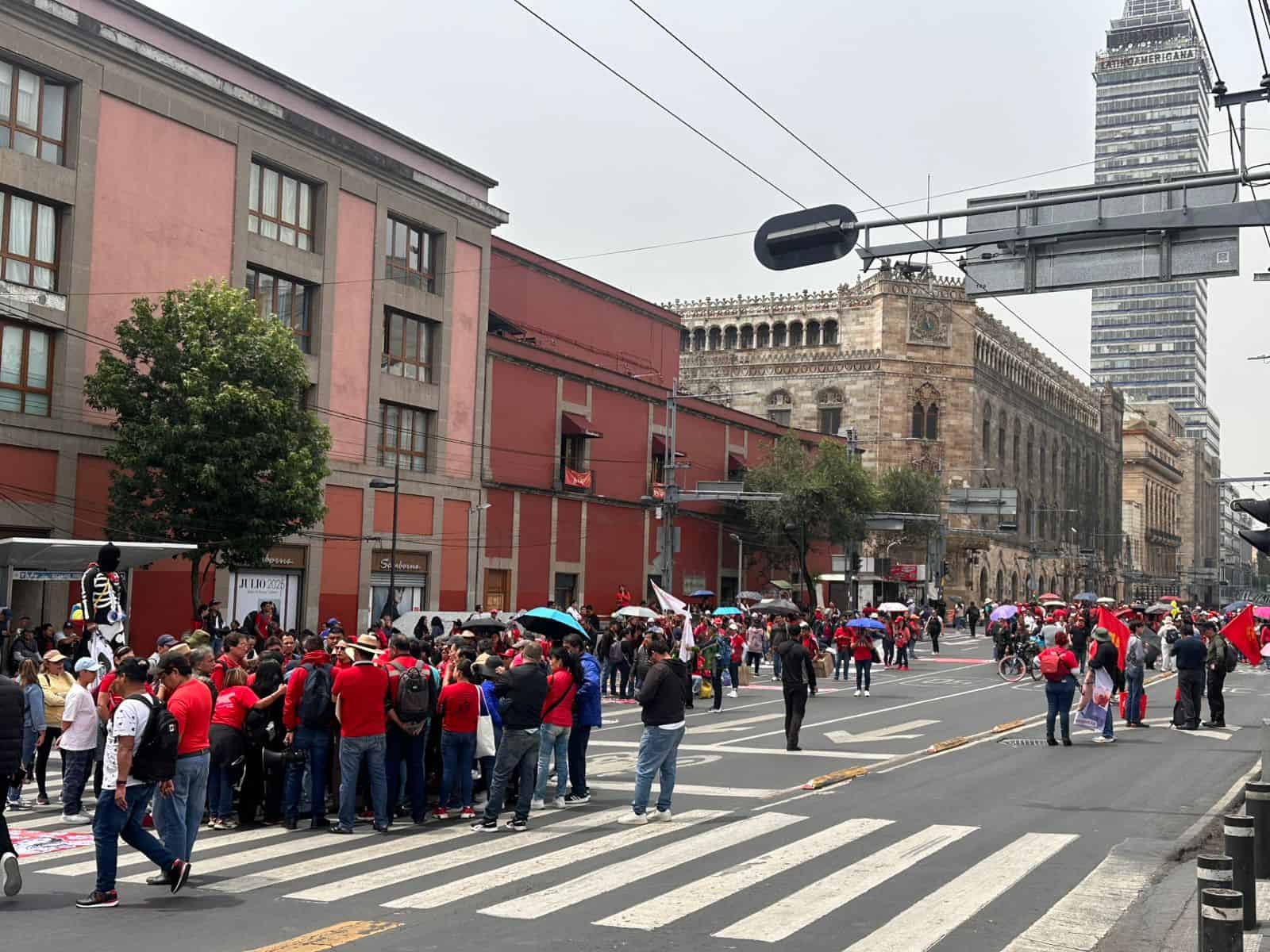Marcha CNTE nuevamente en CDMX y provoca afectaciones viales