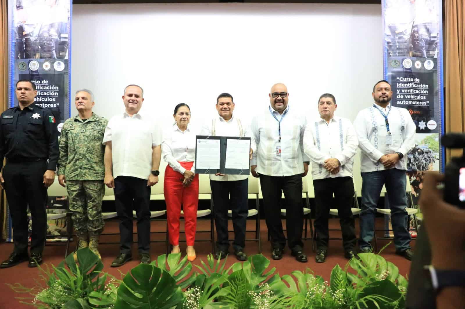 Se invierte en capacitación y mejoramiento de las instituciones de seguridad: May