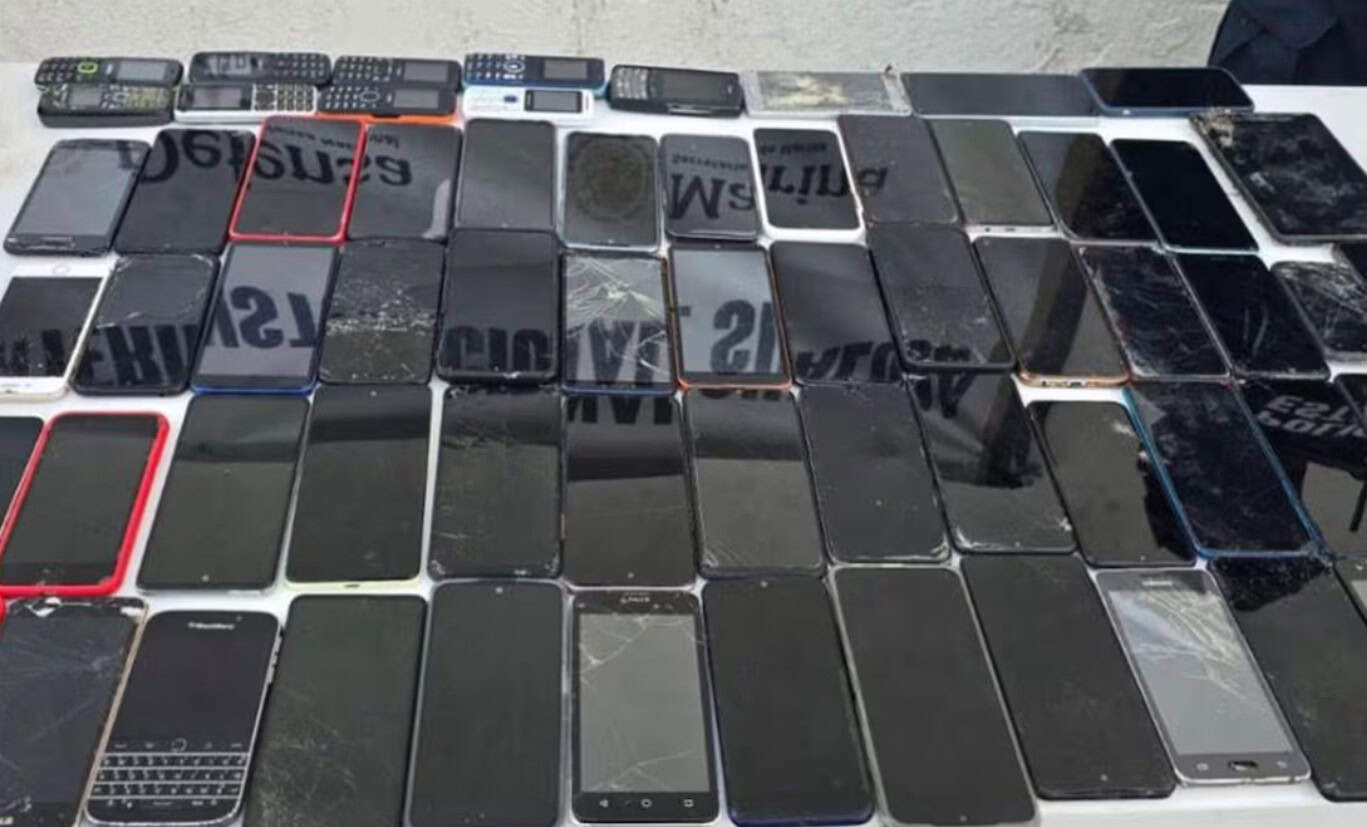Hallan droga, armas punzocortantes y chips de celulares en quinta revisión a penal de Culiacán