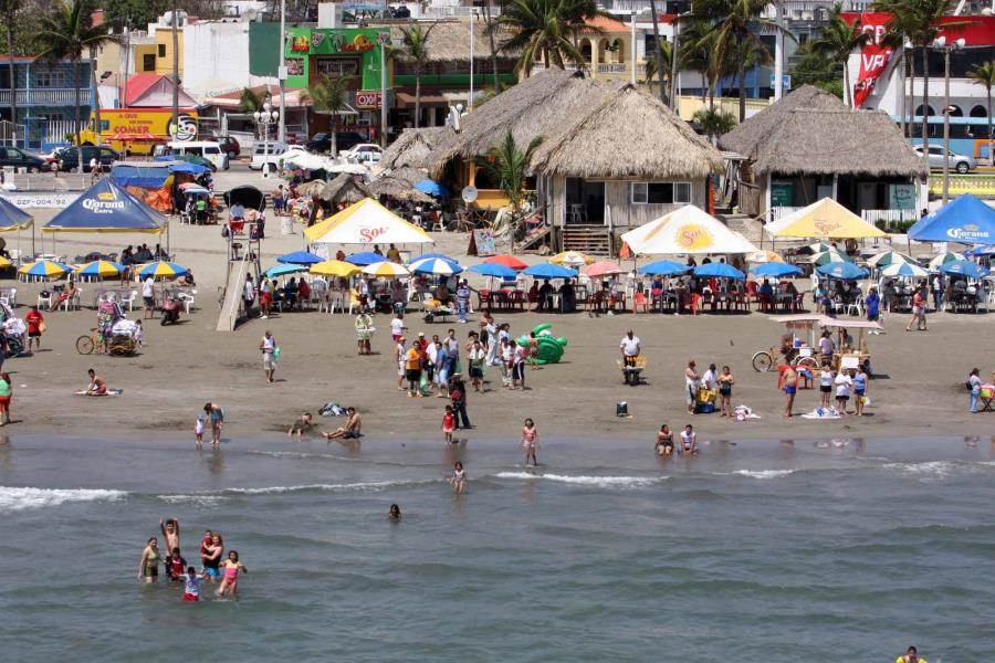 Turismo y Profeco lanzan campaña para evitar fraudes en vacaciones de verano