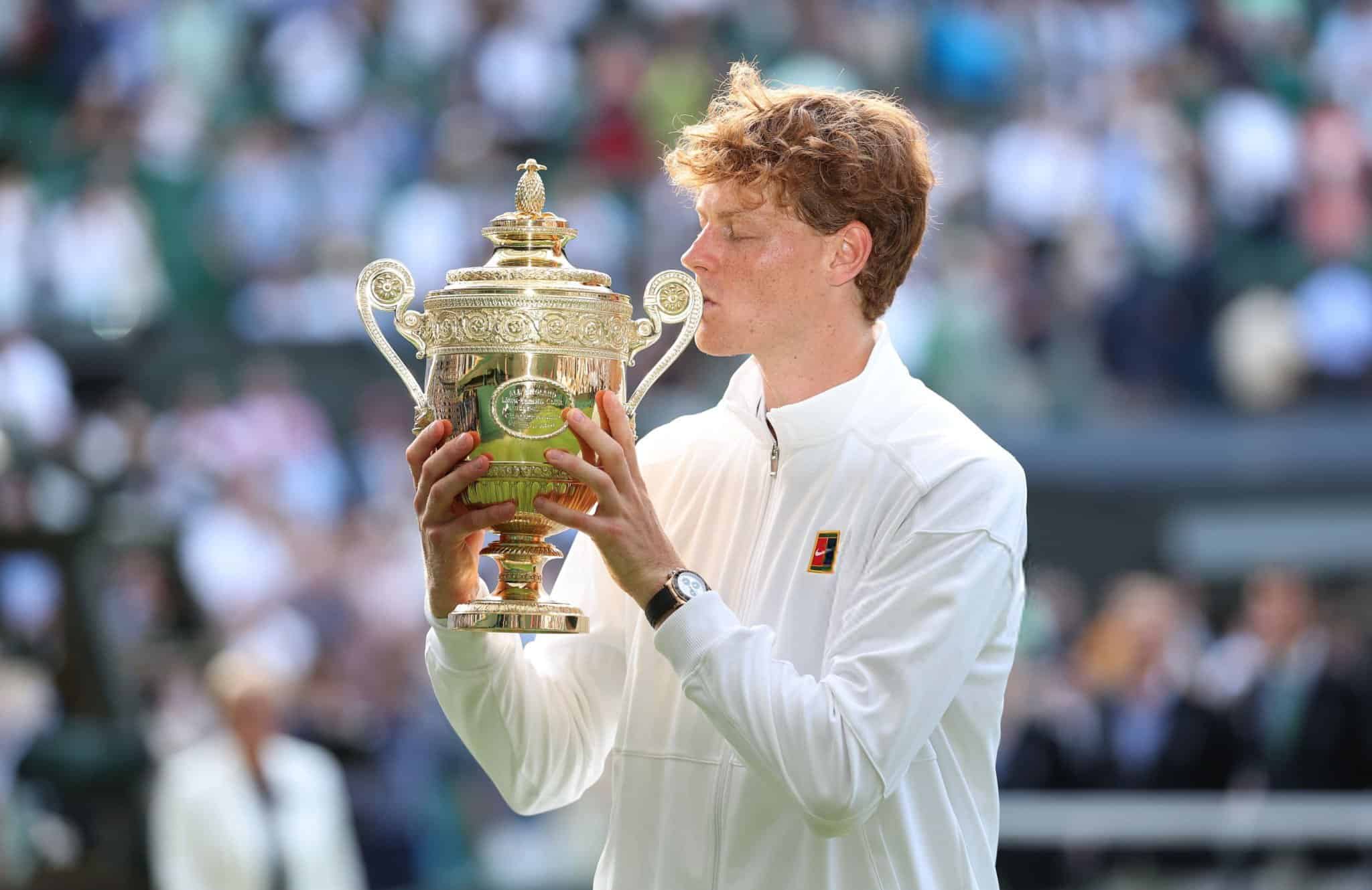 Sinner vence a Alcaraz y es el nuevo monarca de Wimbledon