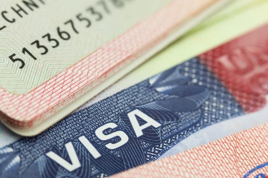 Aumentan tarifas para tramitar la visa estadounidense; superará los 8 mil pesos